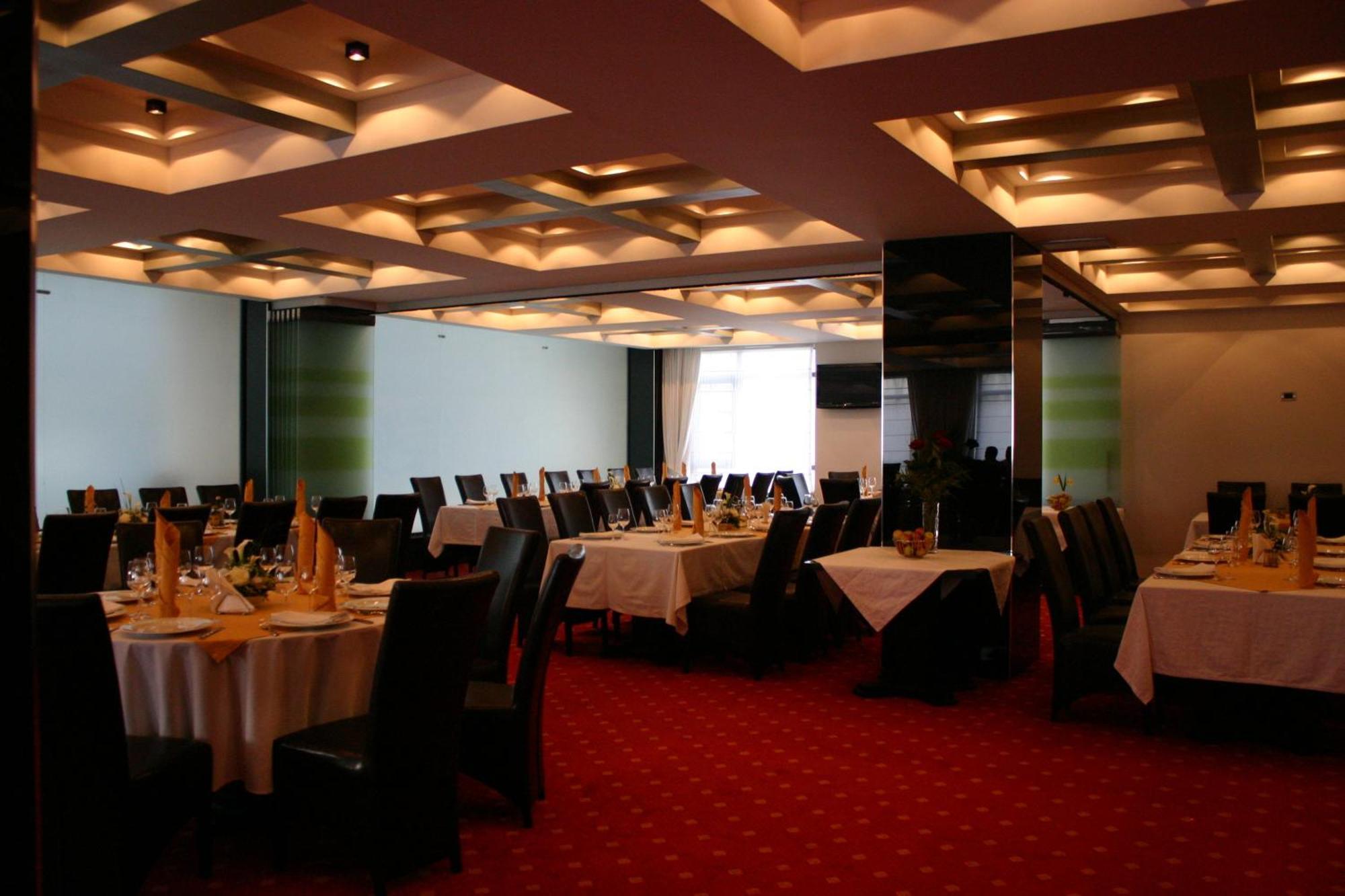 Hotel Emd باكاو المظهر الخارجي الصورة
