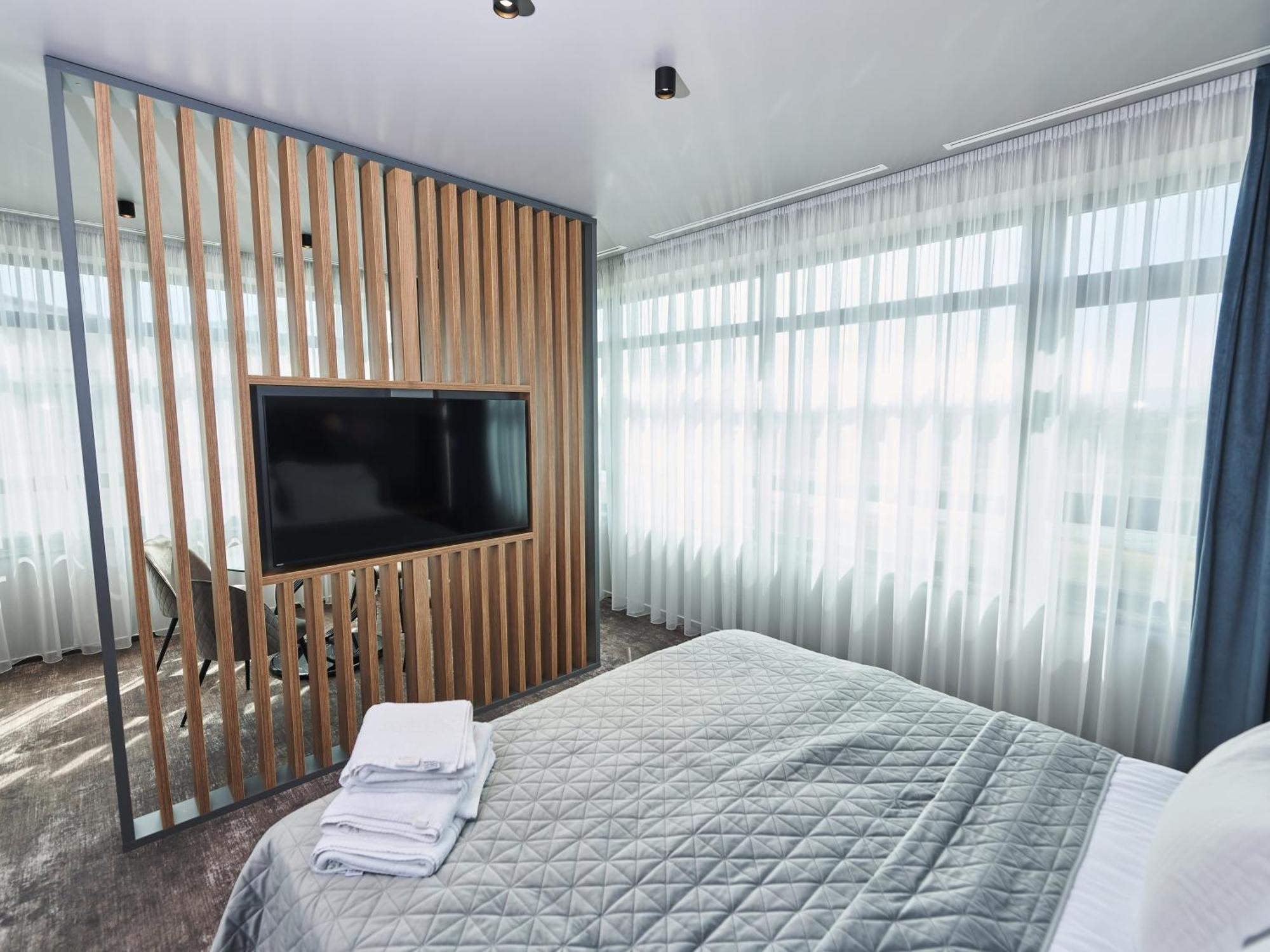 Hotel Emd باكاو المظهر الخارجي الصورة