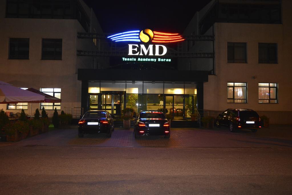 Hotel Emd باكاو المظهر الخارجي الصورة